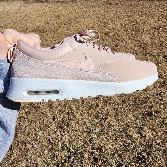Nike Women's Air Max Thea Shoes - Picture 8 of 12